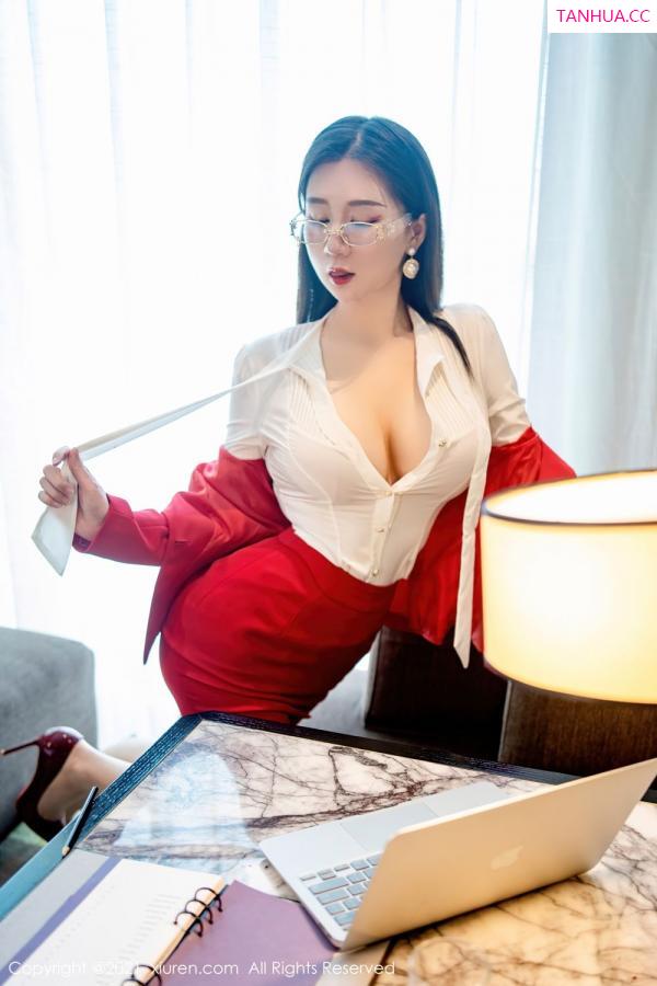 Coral 顾乔楠 秘书小姐姐顾乔楠 红色内衣魔鬼身材第24张图片